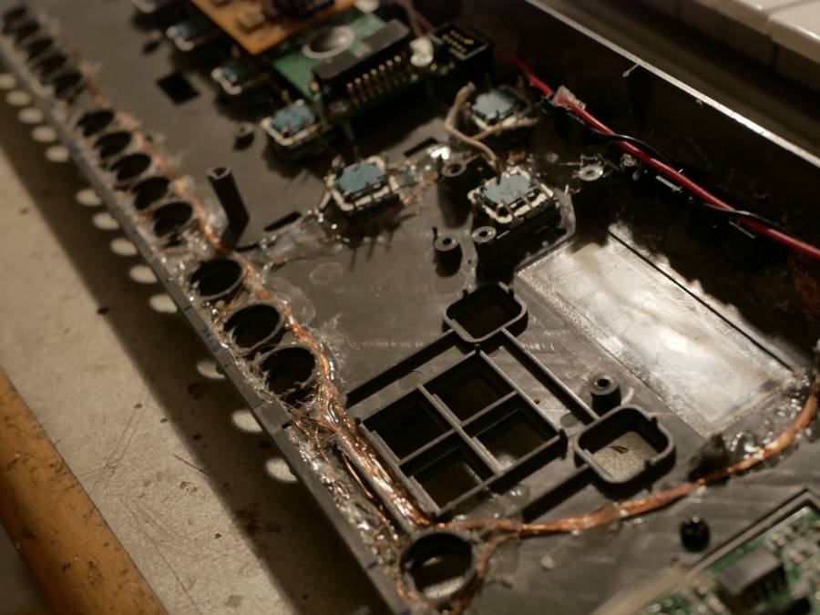 scale-explorer-v0-wiring-3.jpg scale-explorer-v0-wiring-3.jpg